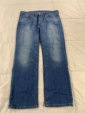 Pre loved LEVI STRAUSS jeans mens size 38x30